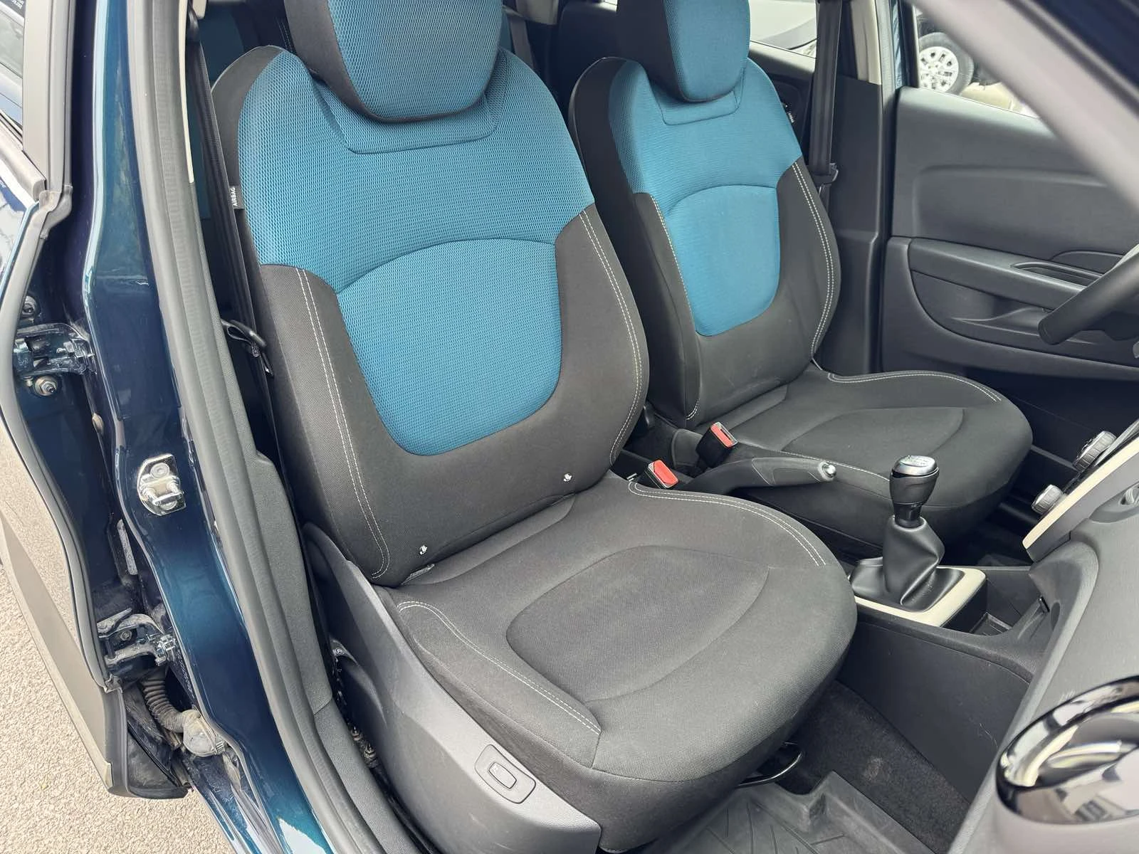Renault Captur 0.9TCe  90k.c. - изображение 9