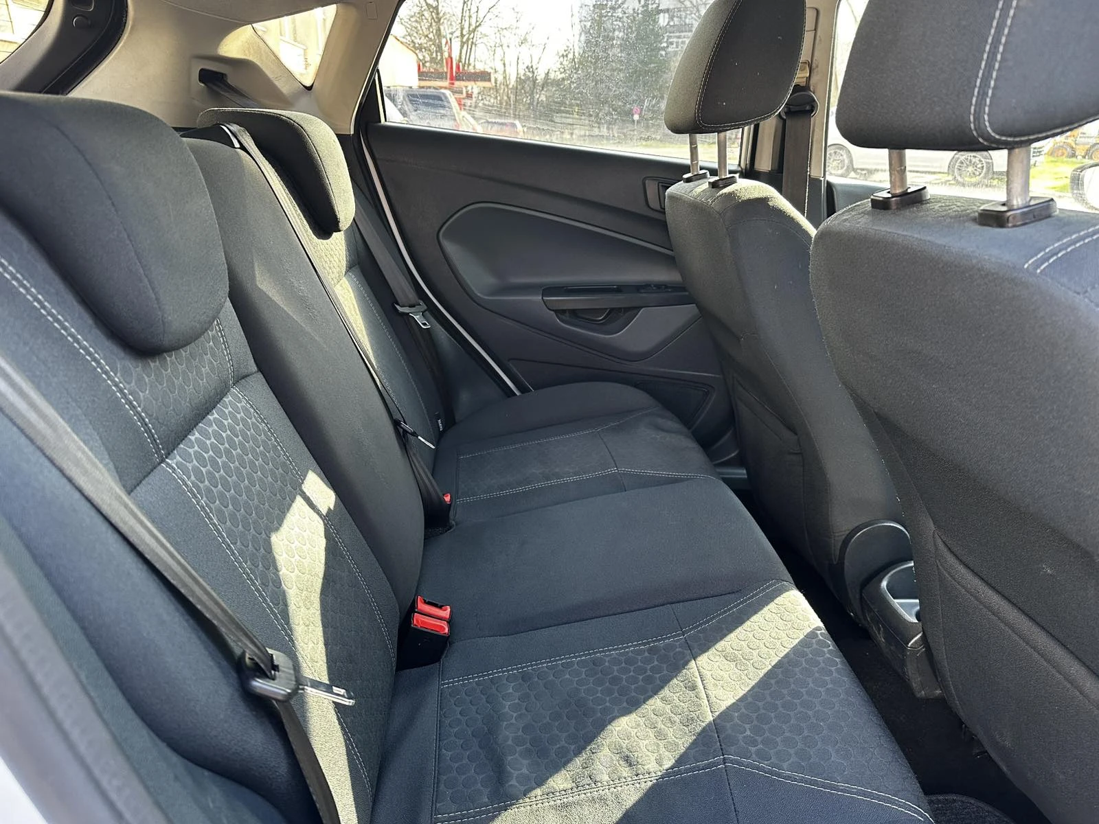 Ford Fiesta 1.2 ����. ��� | Mobile.bg � ����������� 13