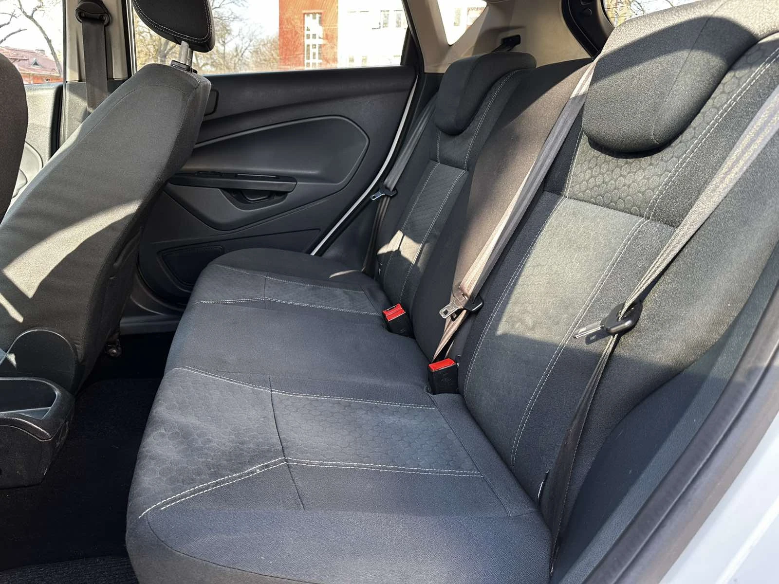 Ford Fiesta 1.2 ����. ��� | Mobile.bg � ����������� 12