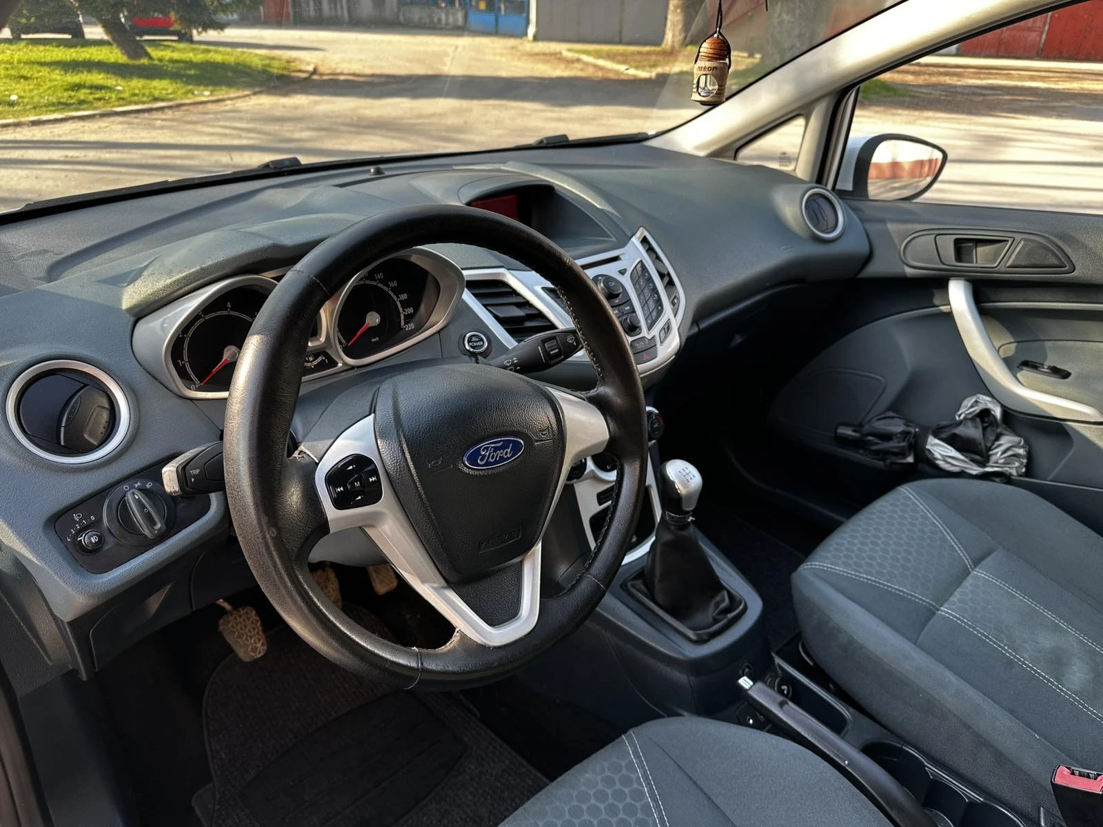 Ford Fiesta 1.2 ����. ��� | Mobile.bg � ����������� 10