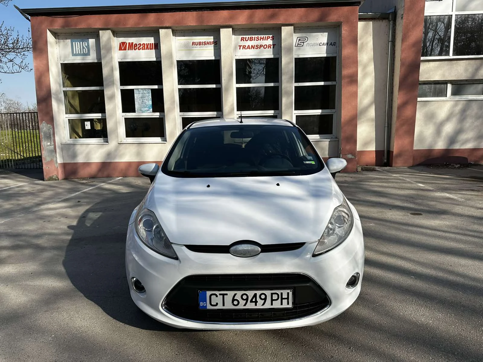 Ford Fiesta 1.2 ����. ��� | Mobile.bg � ����������� 3
