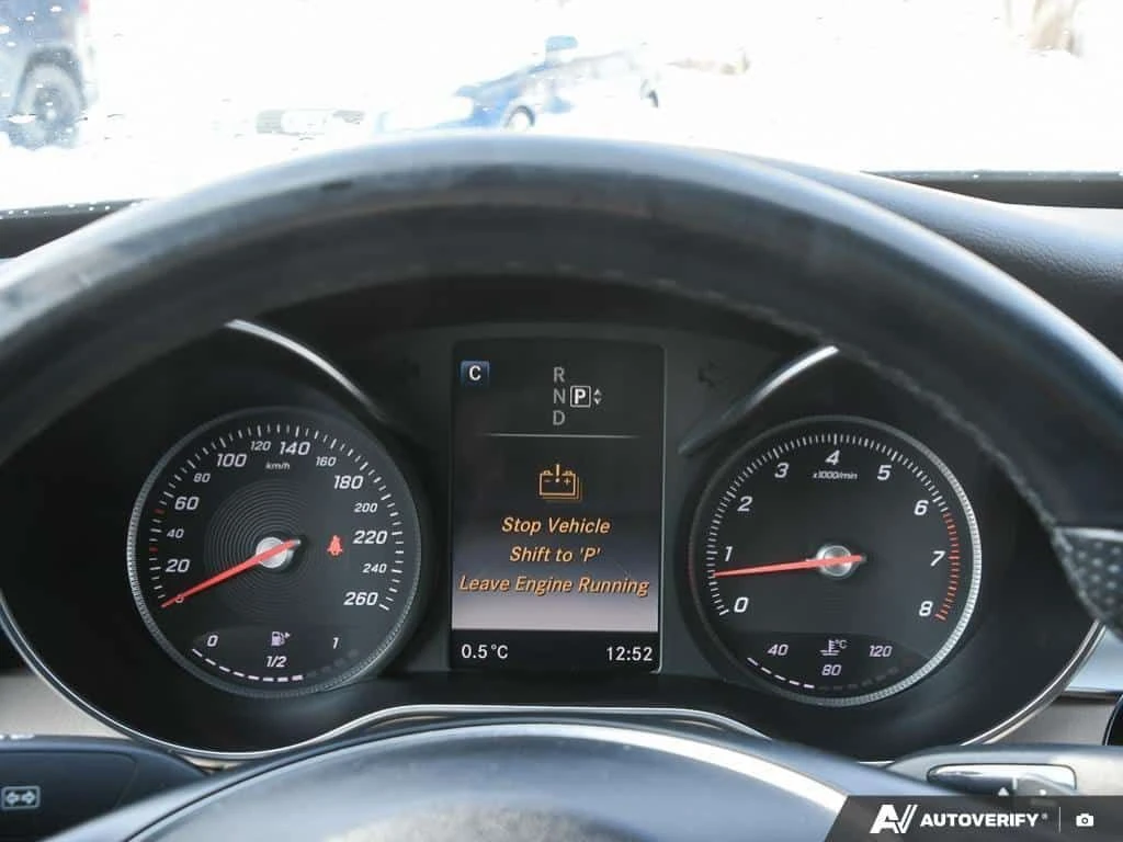 Mercedes-Benz C 400 АМГ ПАКЕТ 4MATIC Sedan /CARFAX/Подгрев/Пано, снимка 15 - Автомобили и джипове - 53976269