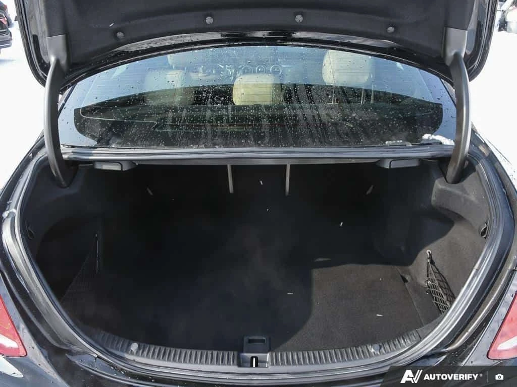 Mercedes-Benz C 400 АМГ ПАКЕТ 4MATIC Sedan /CARFAX/Подгрев/Пано, снимка 11 - Автомобили и джипове - 53976269