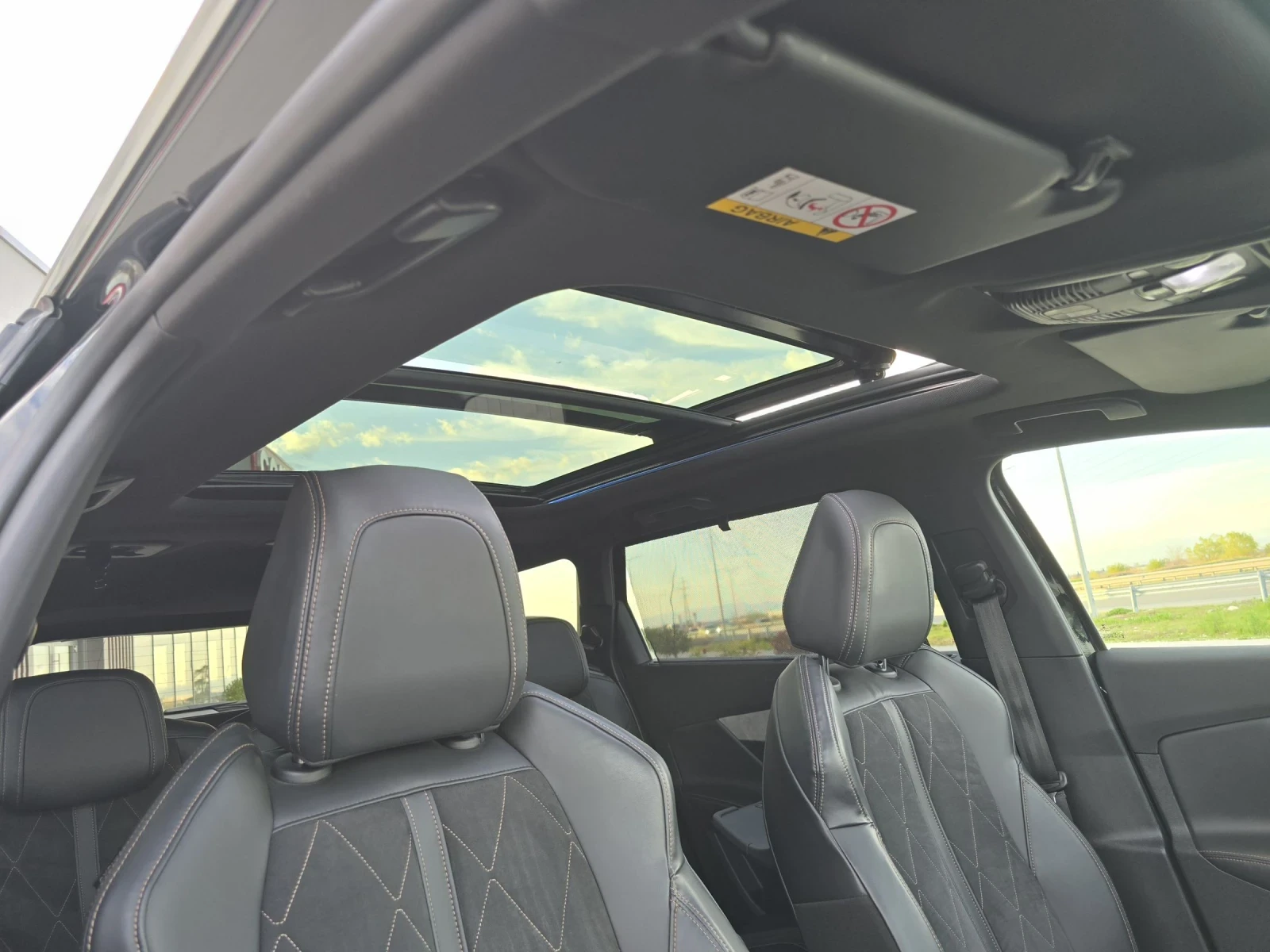 Peugeot 5008 2.0HDi/GT-LINE/7M/AVTOMAT/PANORAMA/KAMERA/FUL/FUL, снимка 11 - Автомобили и джипове - 54128420