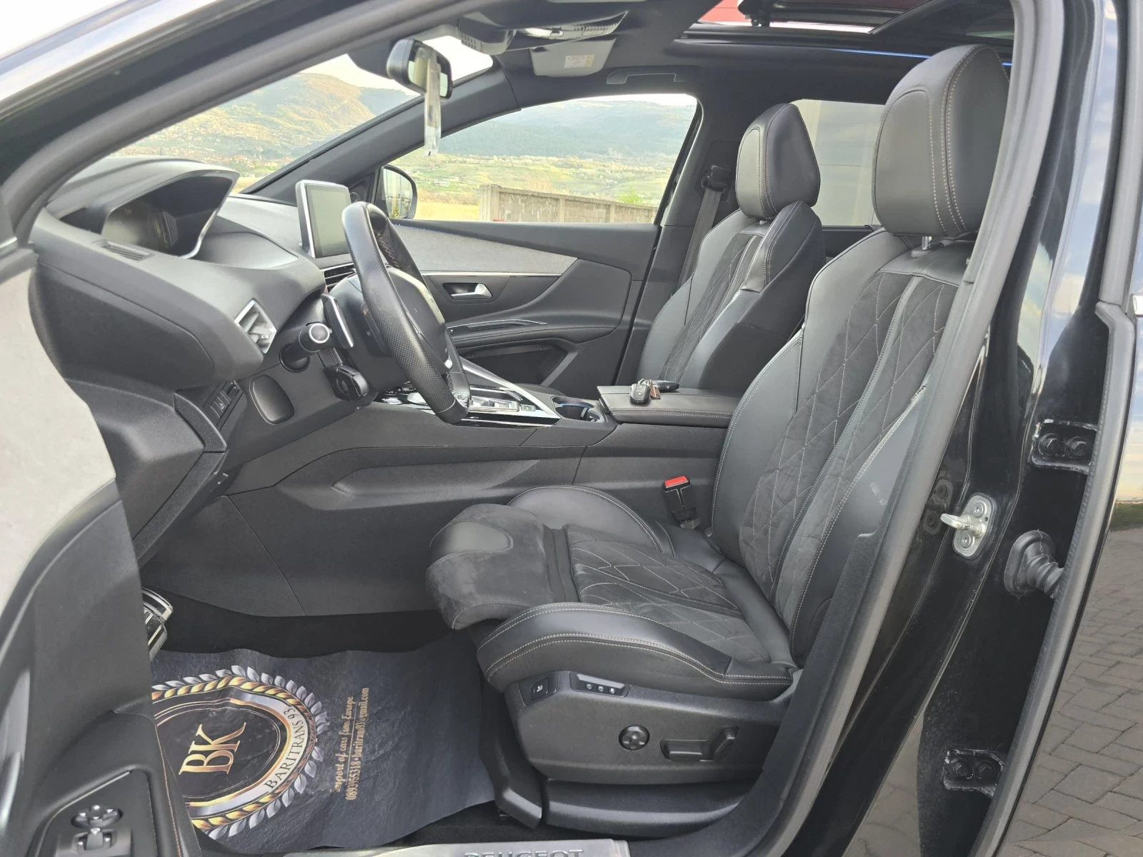 Peugeot 5008 2.0HDi/GT-LINE/7M/AVTOMAT/PANORAMA/KAMERA/FUL/FUL, снимка 7 - Автомобили и джипове - 54128420