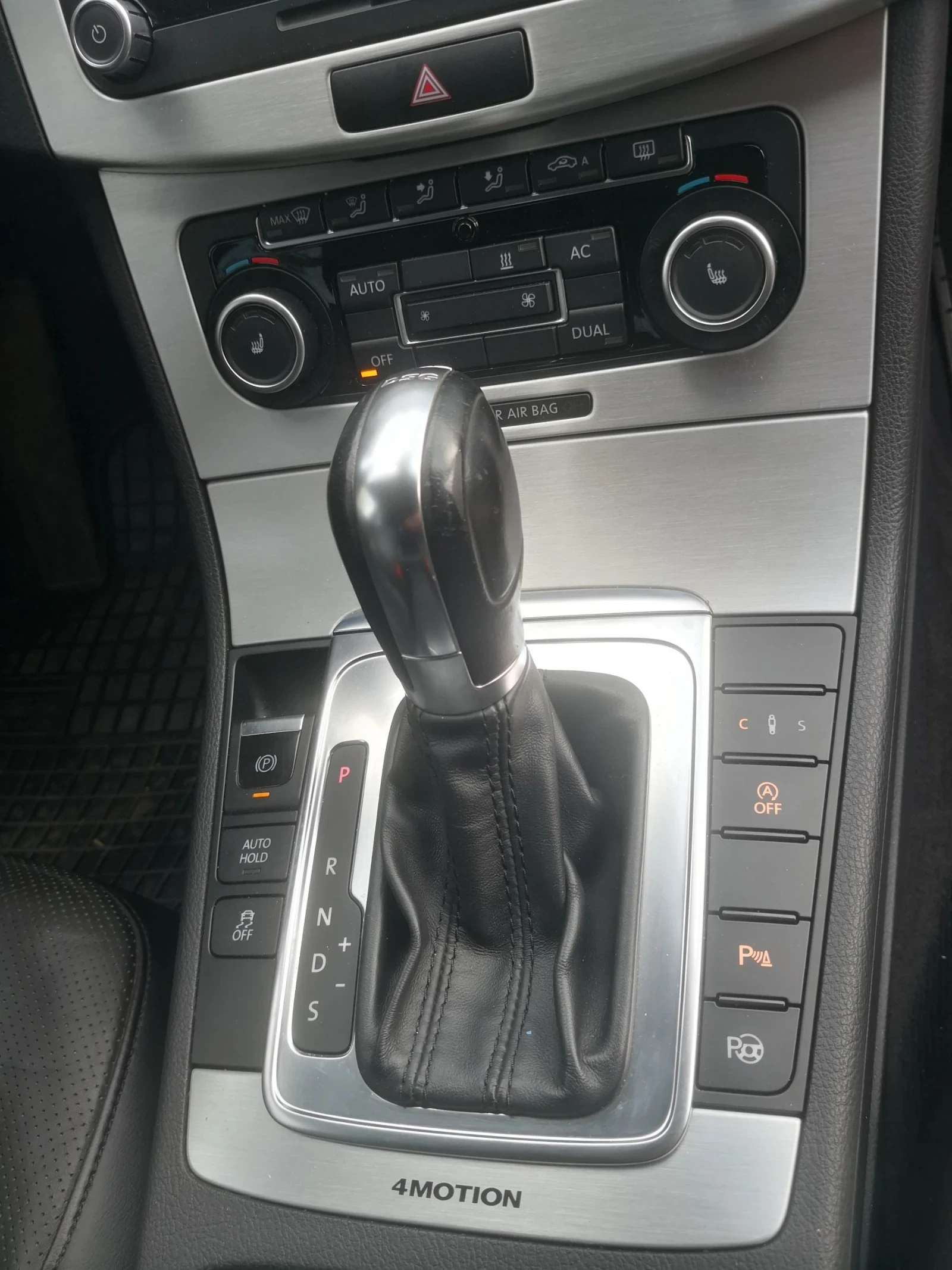 VW Passat TDI, снимка 15 - Автомобили и джипове - 54194575