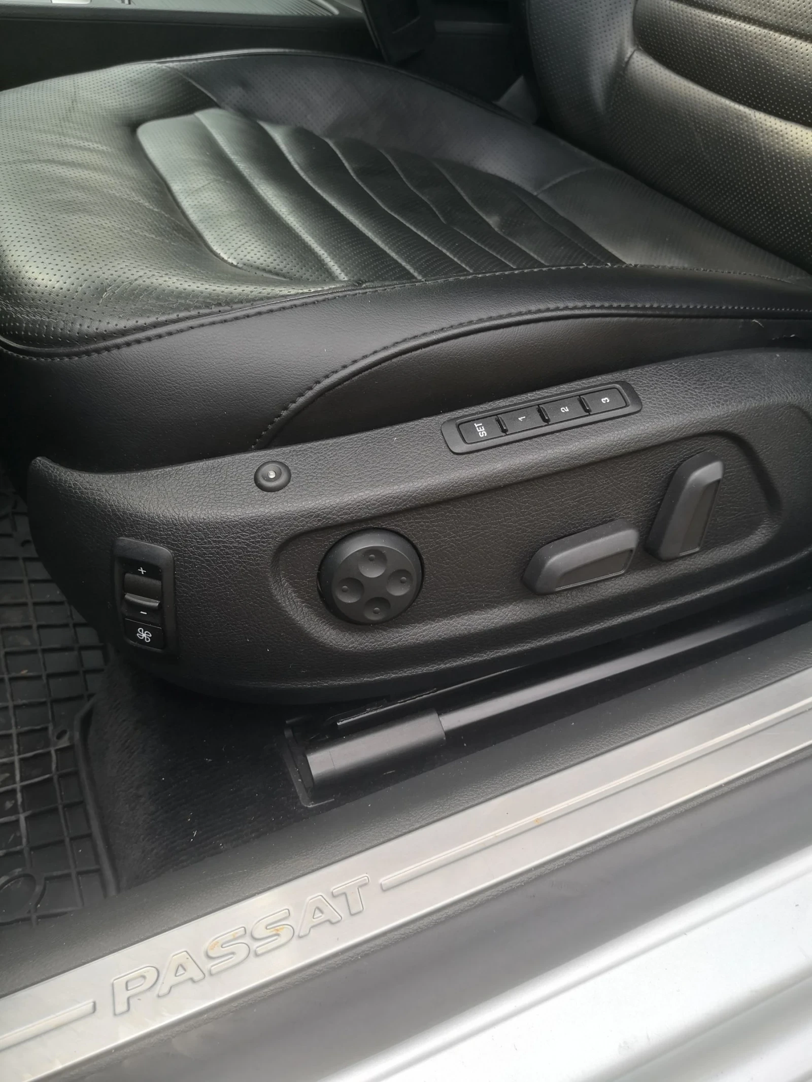 VW Passat TDI, снимка 10 - Автомобили и джипове - 54194575