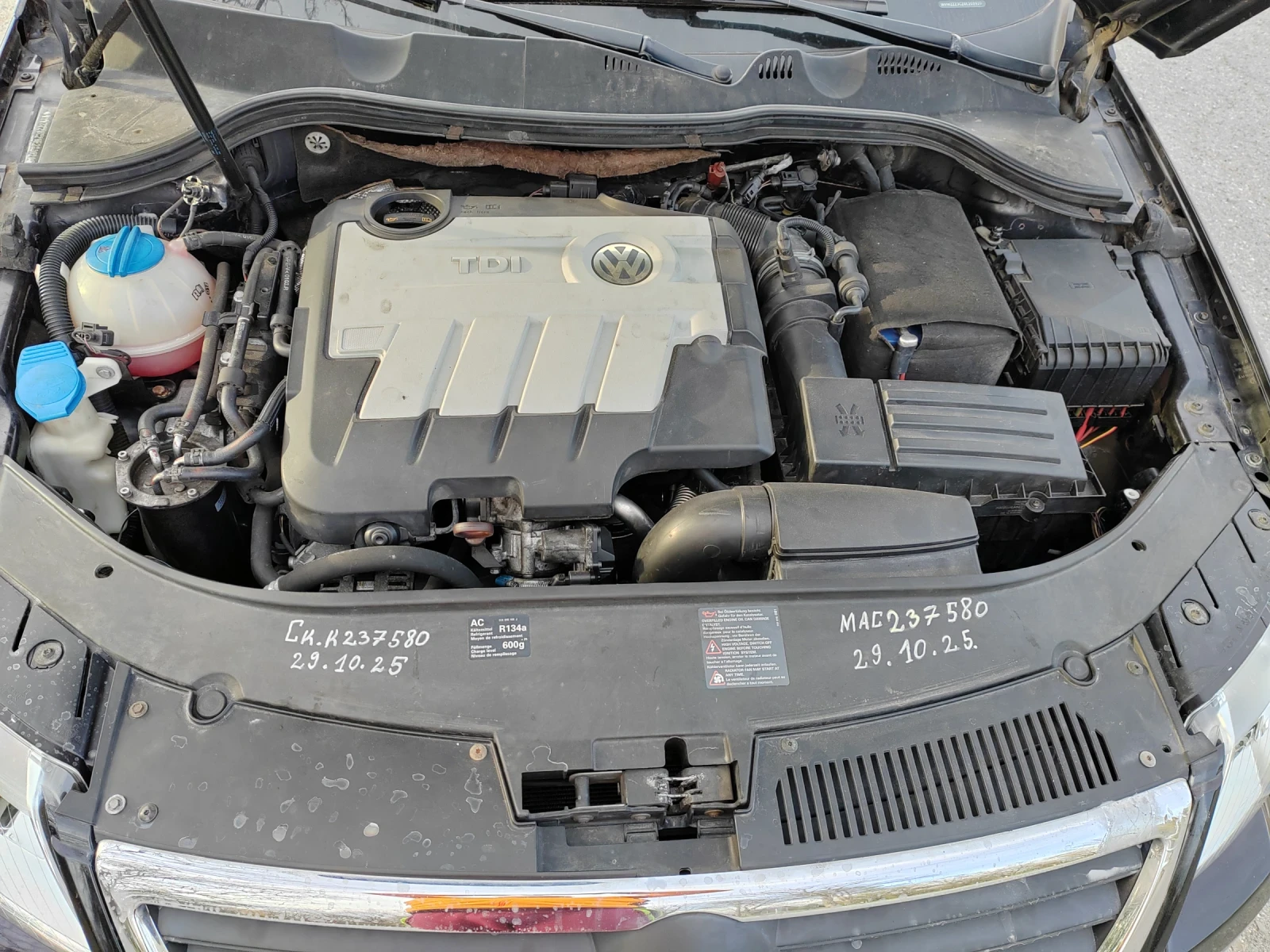 VW Passat 2.0, снимка 9 - Автомобили и джипове - 54217677