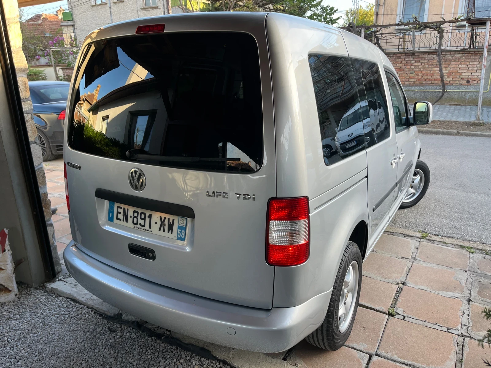 VW Caddy Life 1.9 105 , снимка 4 - Автомобили и джипове - 54306838