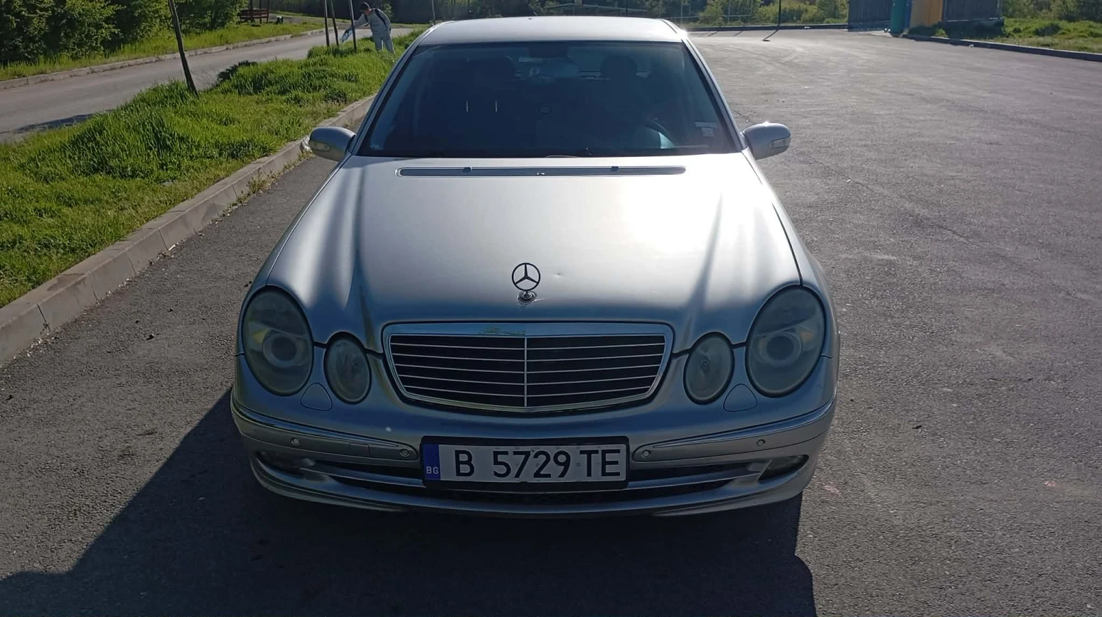 Mercedes-Benz E 320 4Matic, снимка 5 - Автомобили и джипове - 54335691