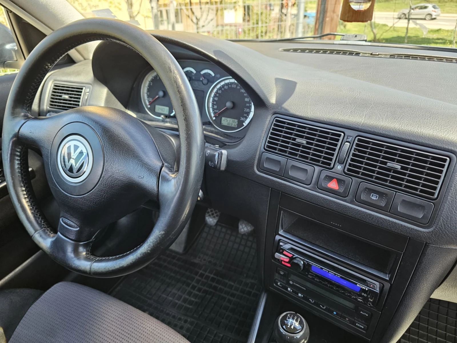 VW Golf, снимка 10 - Автомобили и джипове - 54360622