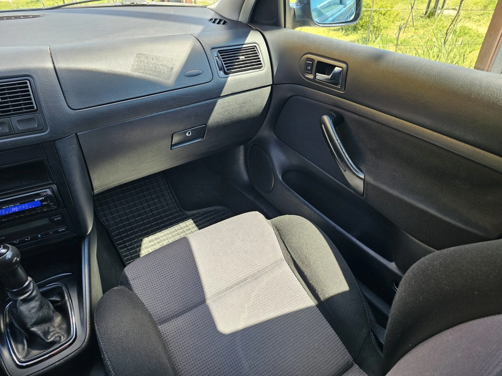 VW Golf, снимка 9 - Автомобили и джипове - 54360622