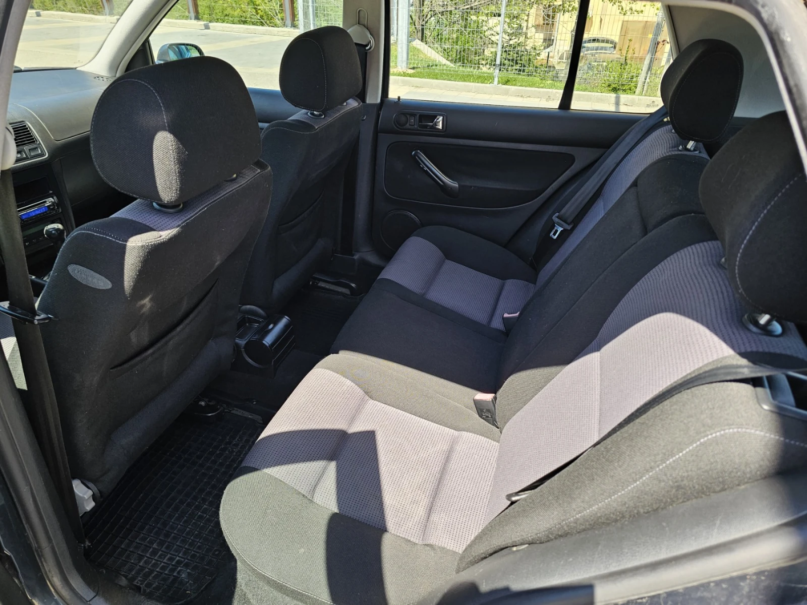 VW Golf, снимка 16 - Автомобили и джипове - 54360622