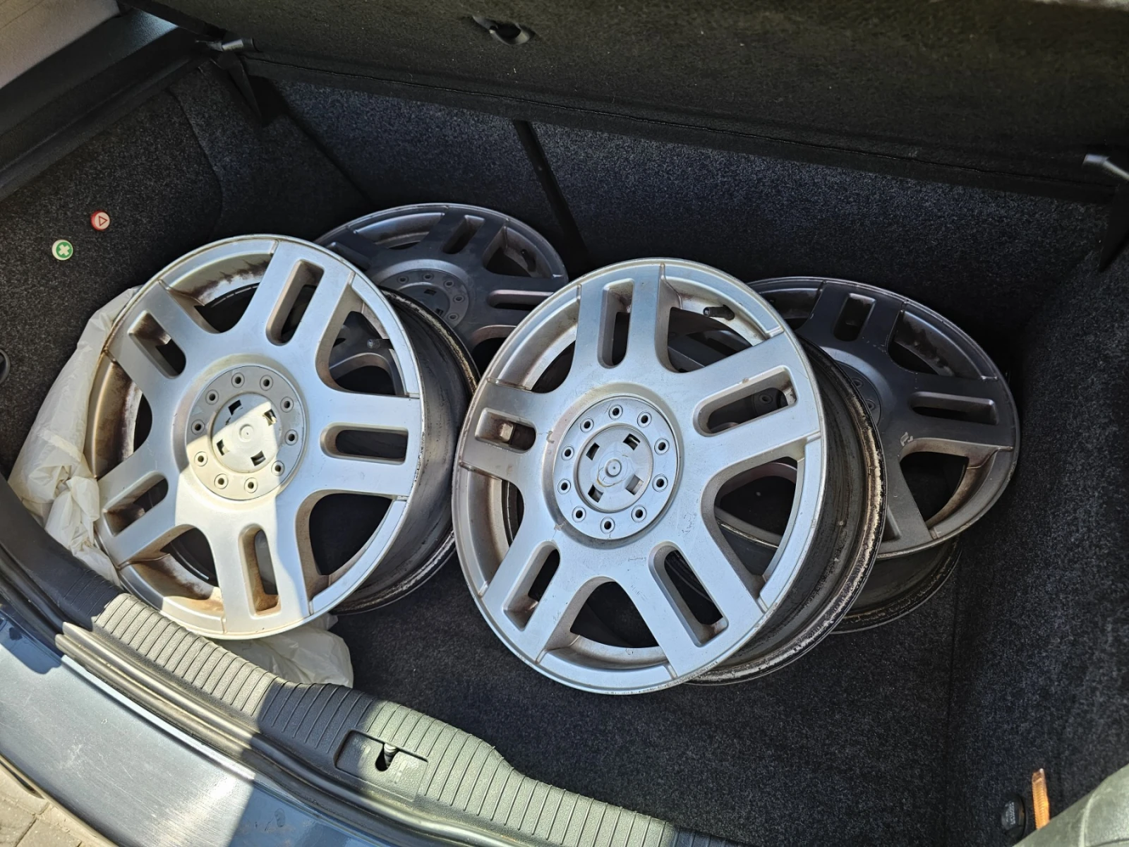 VW Golf, снимка 14 - Автомобили и джипове - 54360622