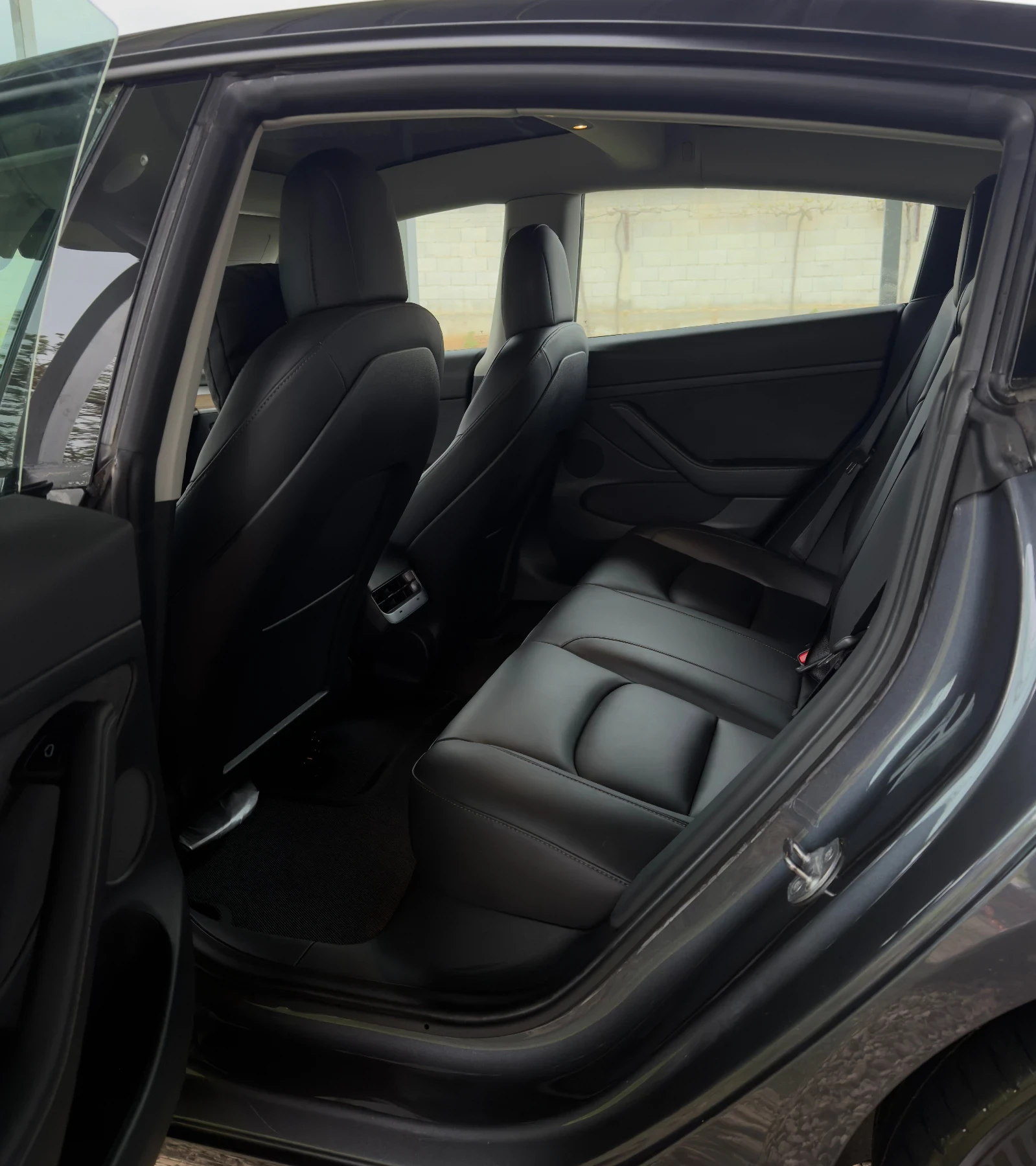 Tesla Model 3, снимка 9 - Автомобили и джипове - 54487728