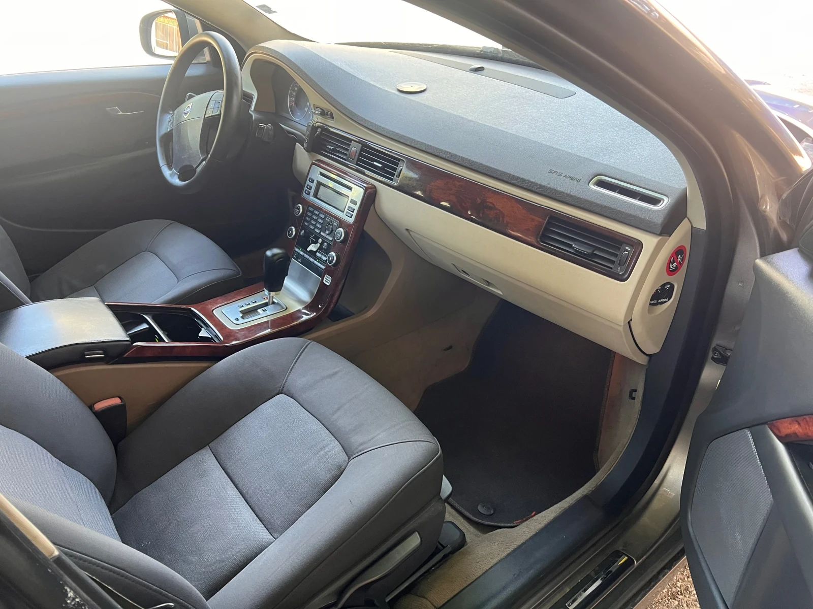 Volvo S80 2.4 Д5, снимка 10 - Автомобили и джипове - 54664812