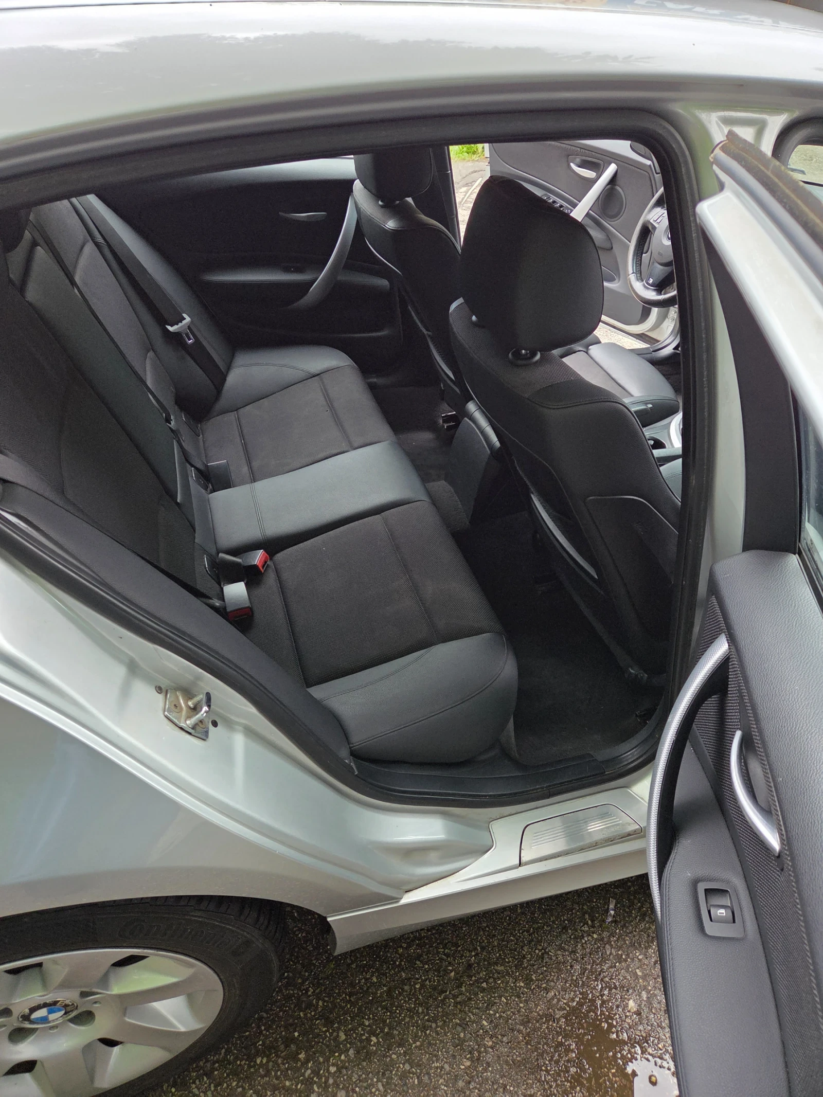 BMW 120 i M Sports package, снимка 9 - Автомобили и джипове - 55514641