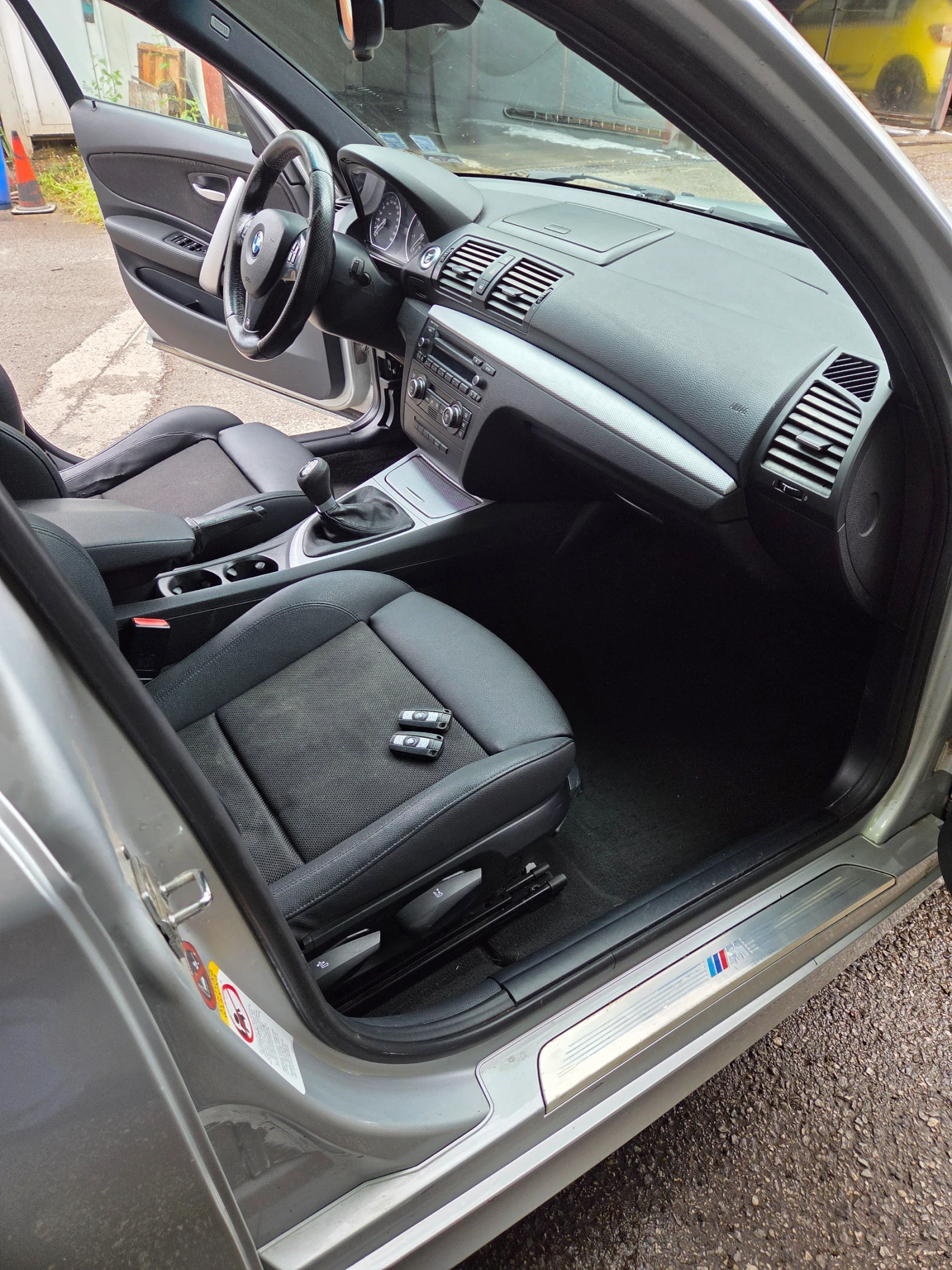 BMW 120 i M Sports package, снимка 8 - Автомобили и джипове - 55514641