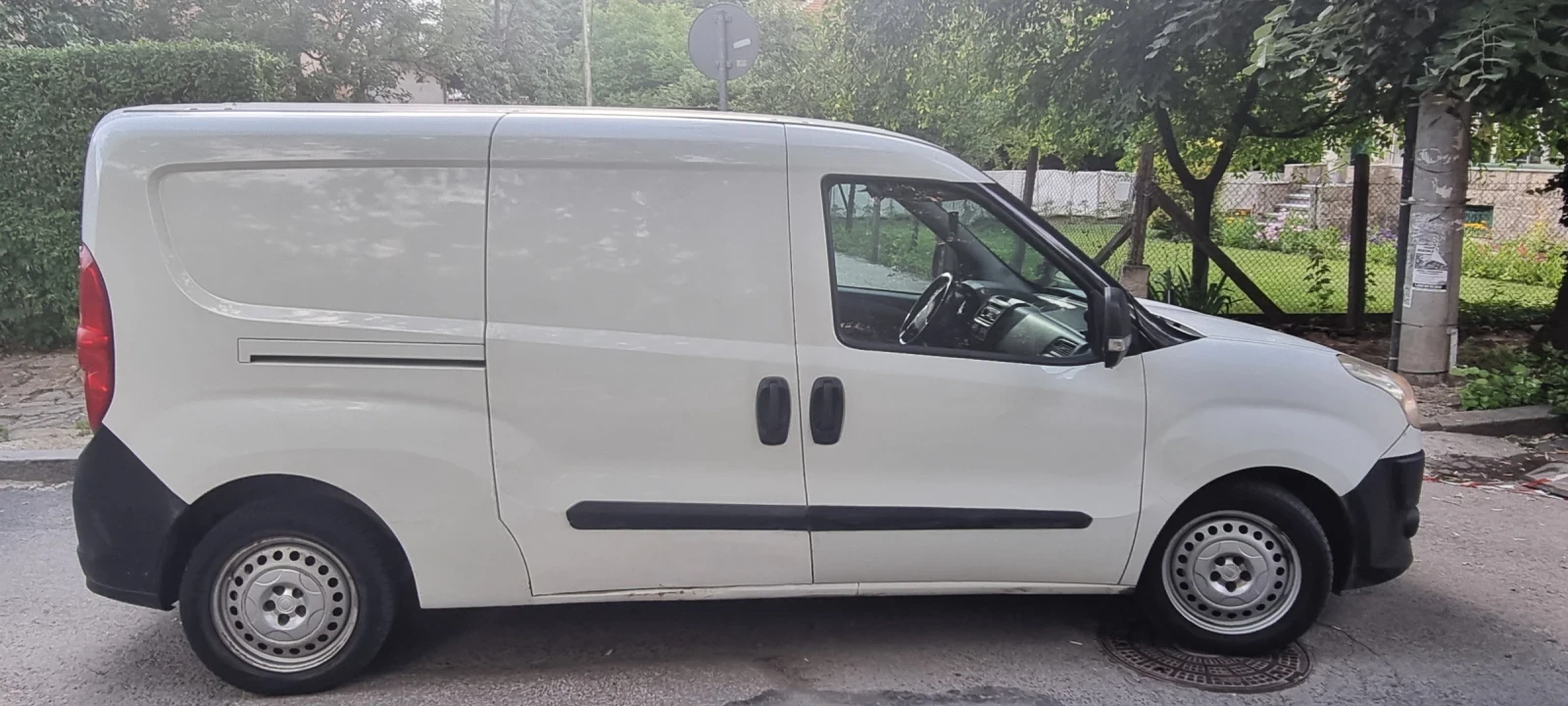 Fiat Doblo 1, 4 Turbo Бензин + Метан , снимка 2 - Автомобили и джипове - 54857534