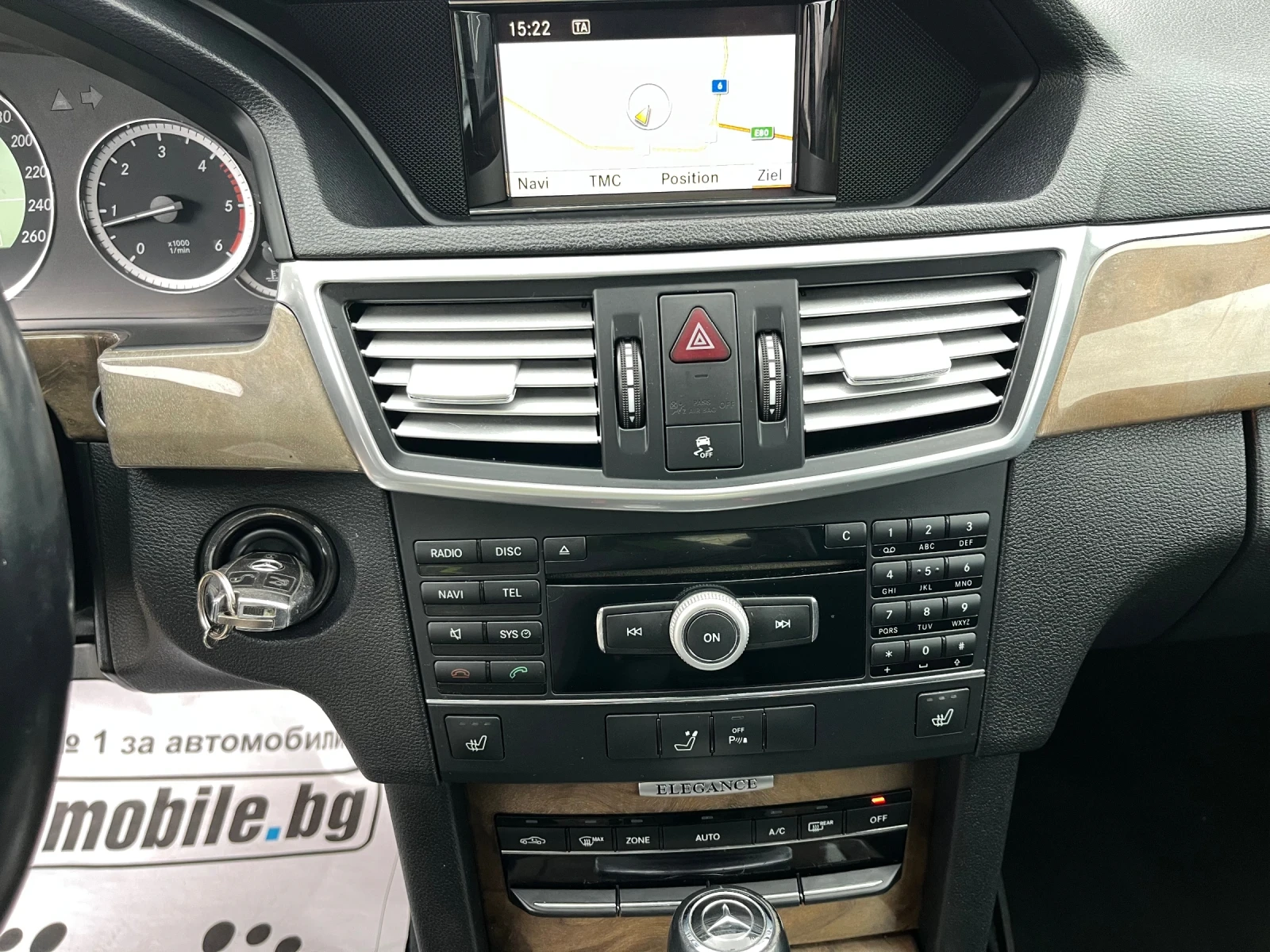 Mercedes-Benz E 200 CDI Elegance, снимка 14 - Автомобили и джипове - 55007406