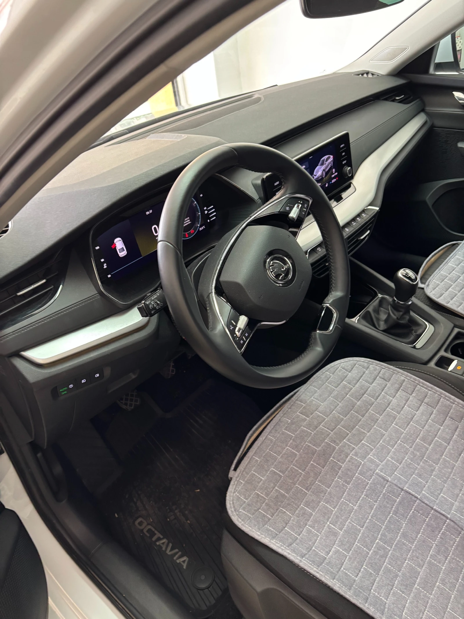 Skoda Octavia Амбишън, снимка 6 - Автомобили и джипове - 55142618