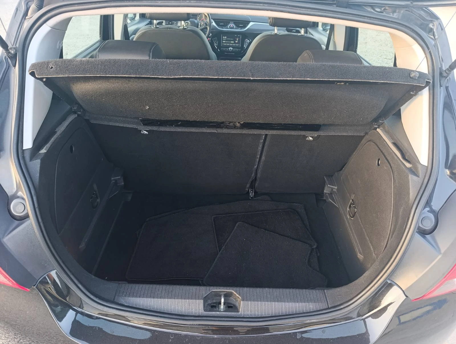 Opel Corsa  1.4 LPG Cosmo, снимка 14 - Автомобили и джипове - 55236131