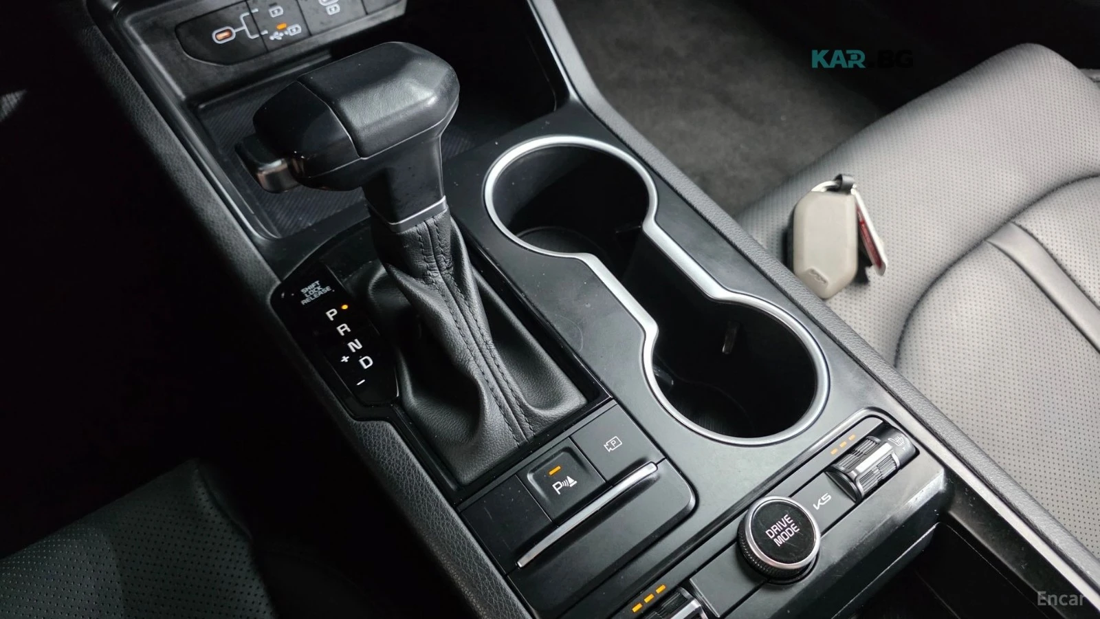 Kia K5 LPG* 2.0* ПОДГРЕВ* КАМЕРА* KEYLESS* , снимка 13 - Автомобили и джипове - 55355032