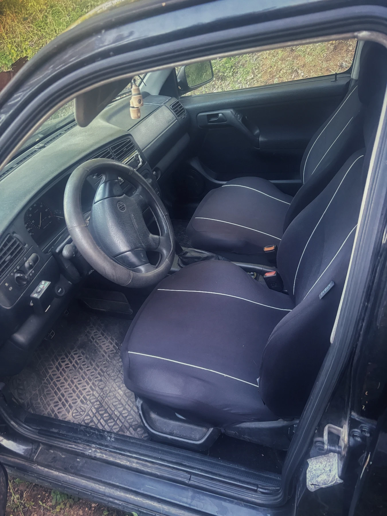 VW Golf С газ, снимка 10 - Автомобили и джипове - 55405604