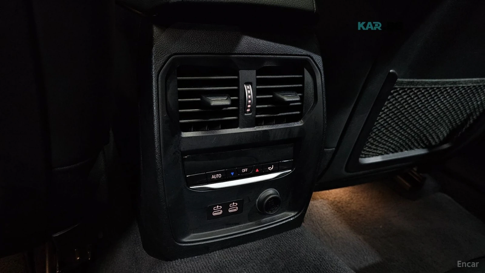 BMW 320 i M SPORT* HARMAN KARDON* DISTRONIC* ХЕДЪП* 360* , снимка 15 - Автомобили и джипове - 55867486