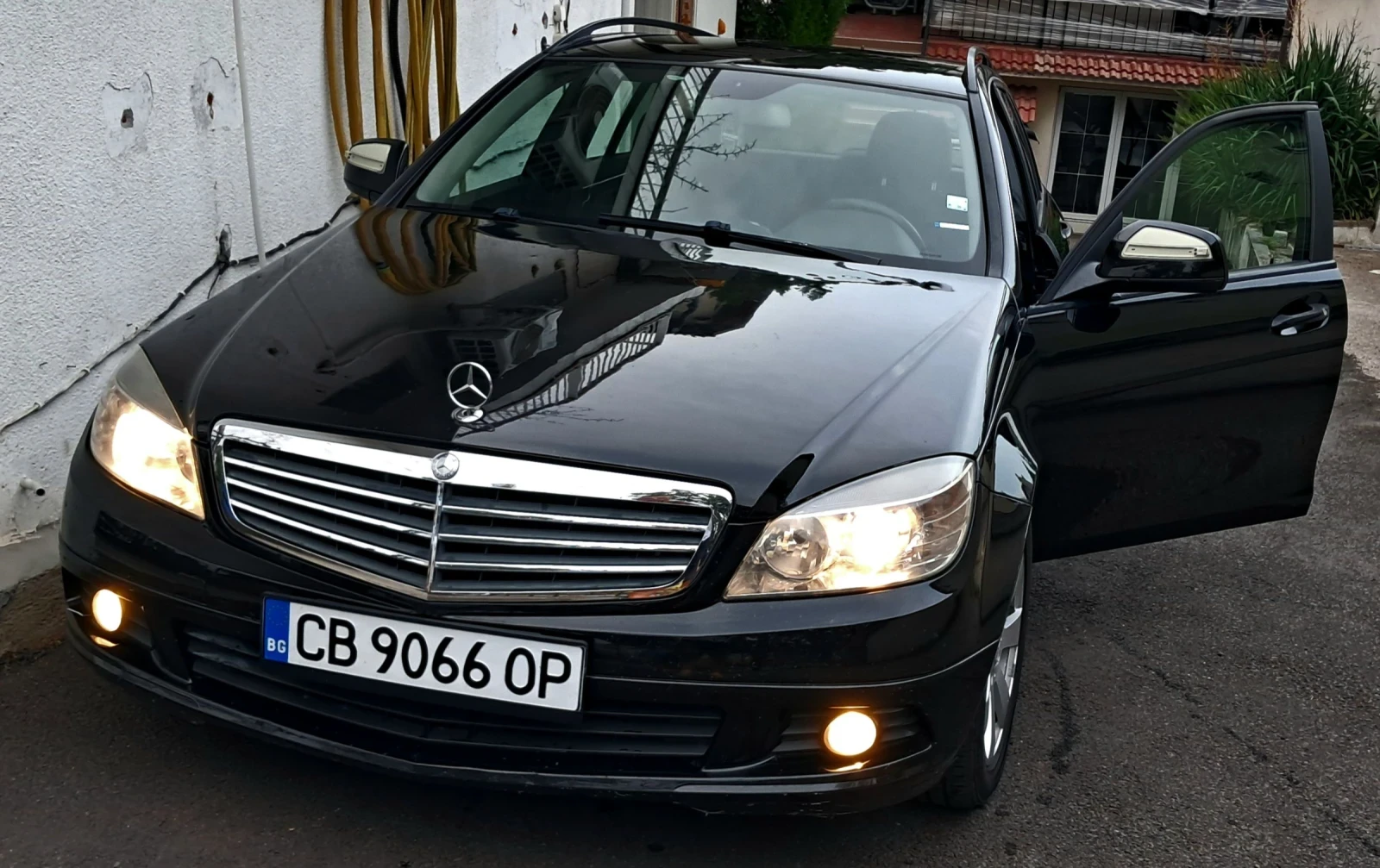 Mercedes-Benz 124