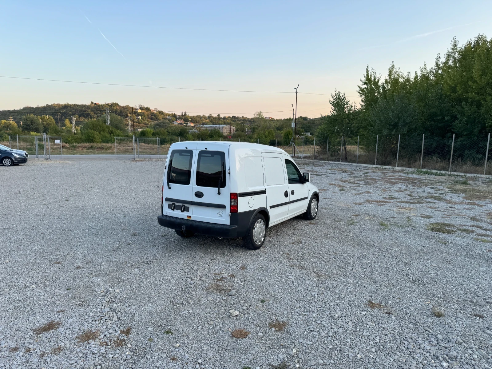 Opel Combo, снимка 4 - Автомобили и джипове - 56012826