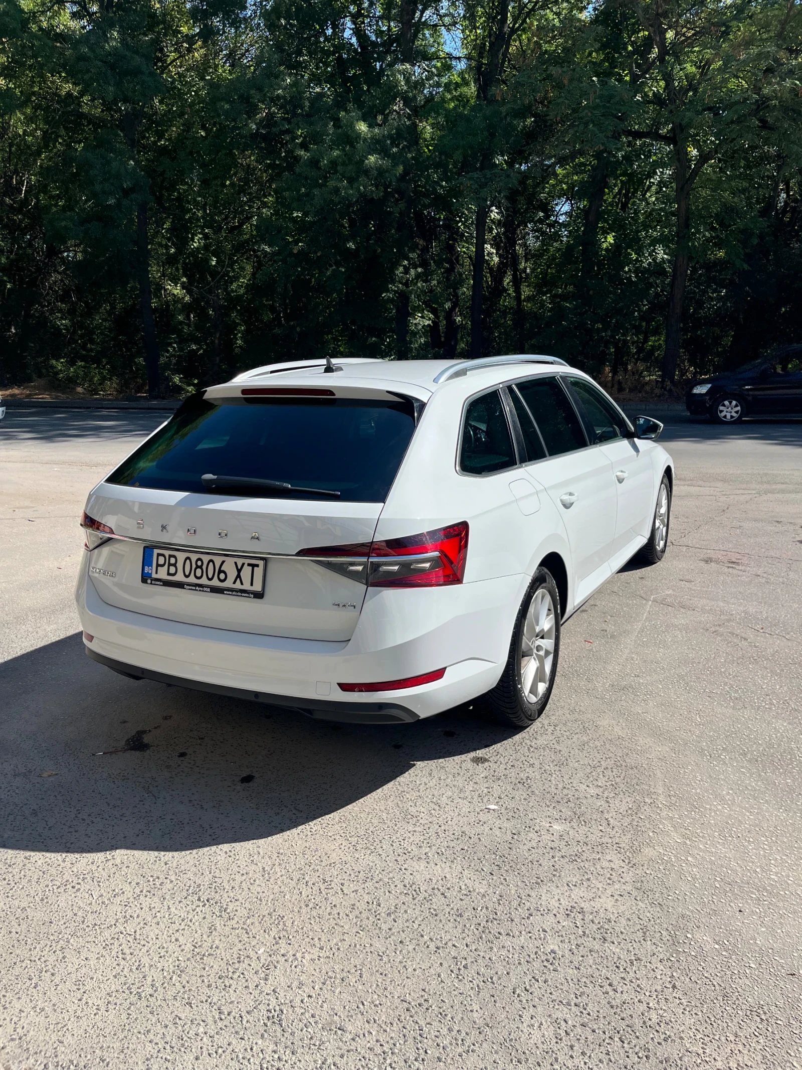 Skoda Superb 2.0 , снимка 6 - Автомобили и джипове - 56129825