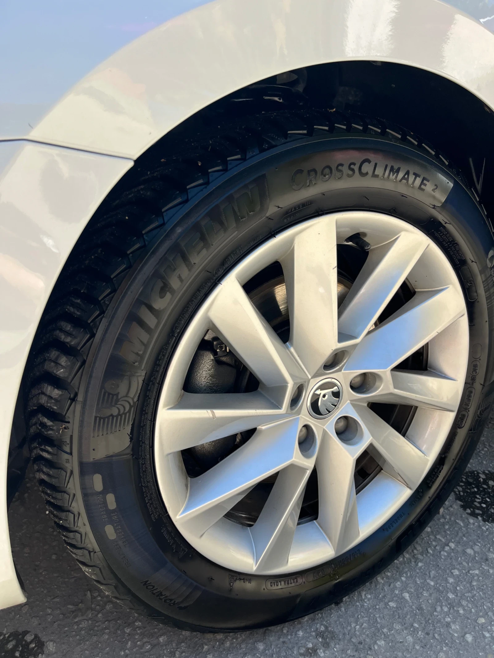 Skoda Superb 2.0 , снимка 16 - Автомобили и джипове - 56129825
