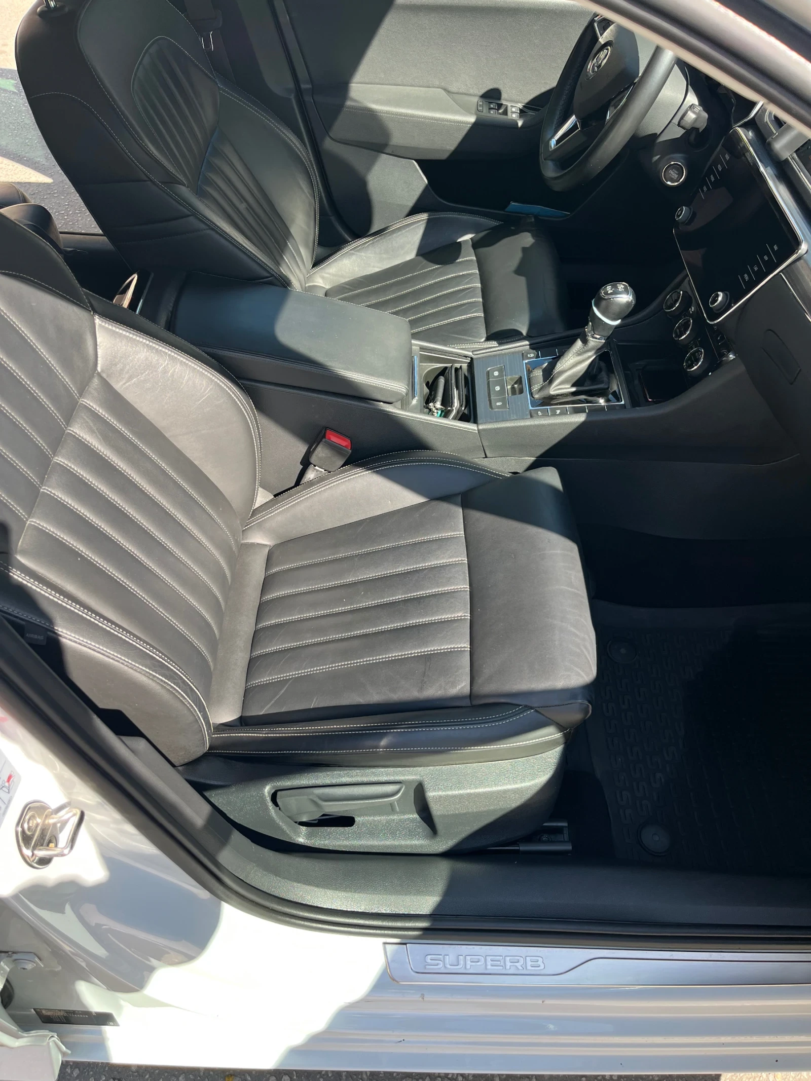 Skoda Superb 2.0 , снимка 12 - Автомобили и джипове - 56129825
