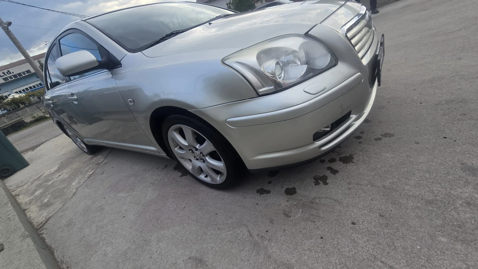 Toyota Avensis, снимка 6 - Автомобили и джипове - 56155319