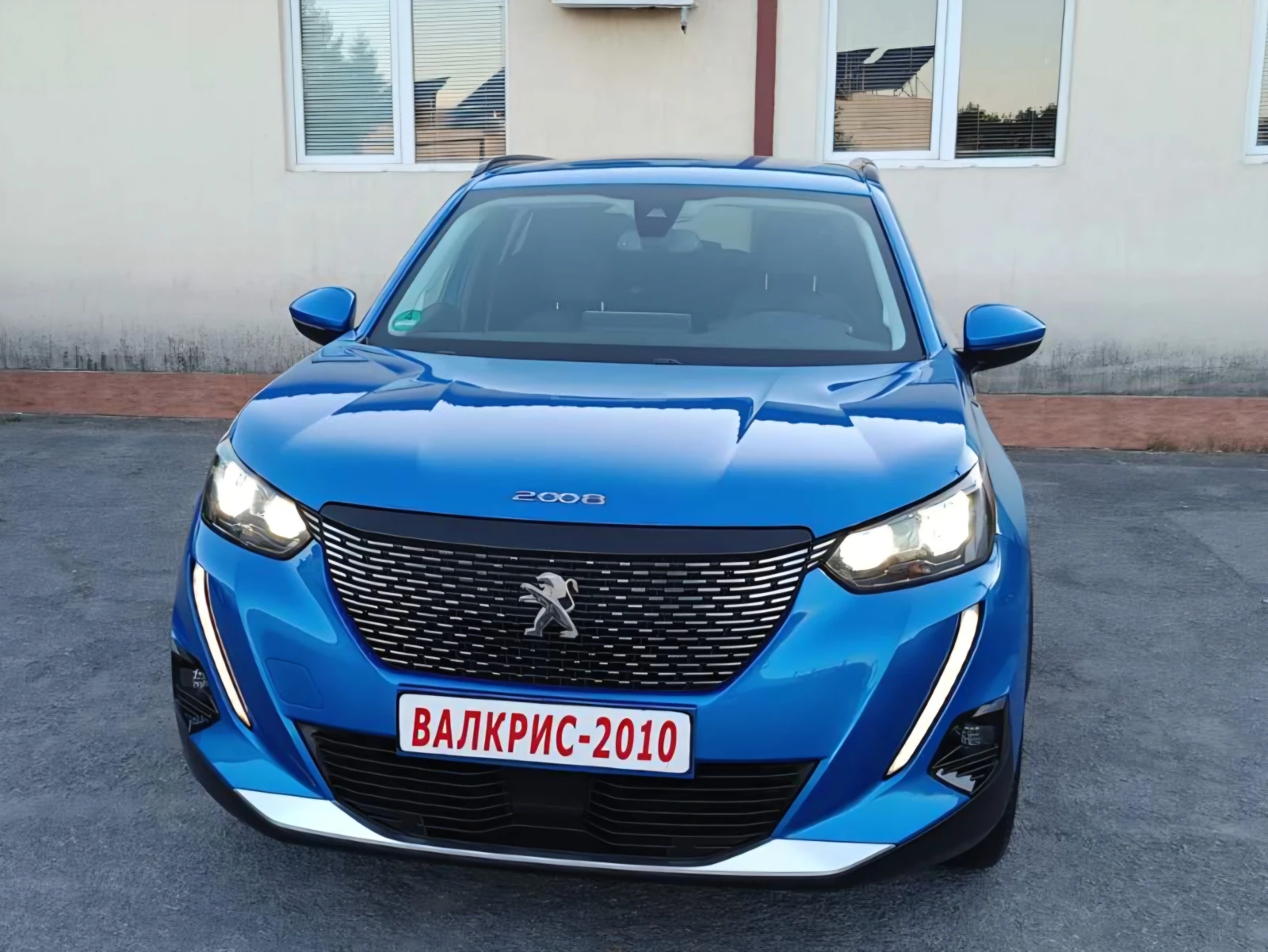 Peugeot 2008 Allure Pack i-Cockpit Сервизна книжка PureTech, снимка 3 - Автомобили и джипове - 56215762