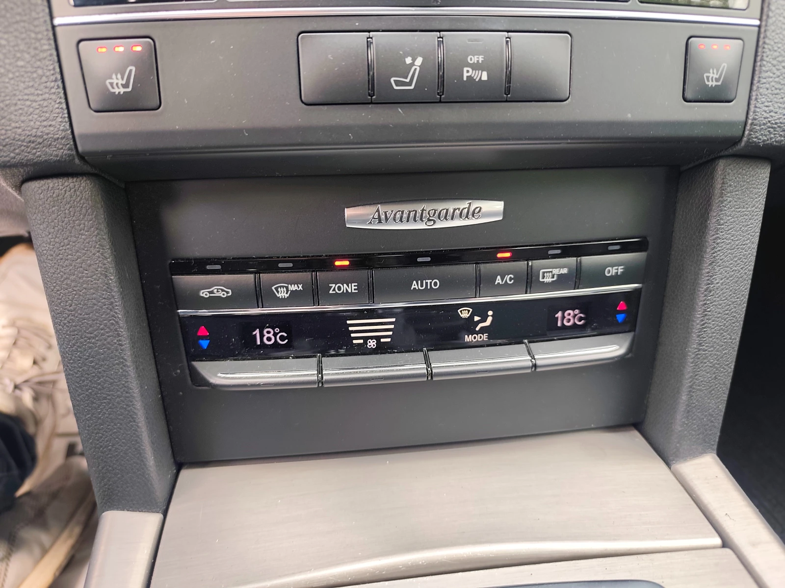 Mercedes-Benz E 250 i Avantgarde  Евро 5, снимка 13 - Автомобили и джипове - 56295168