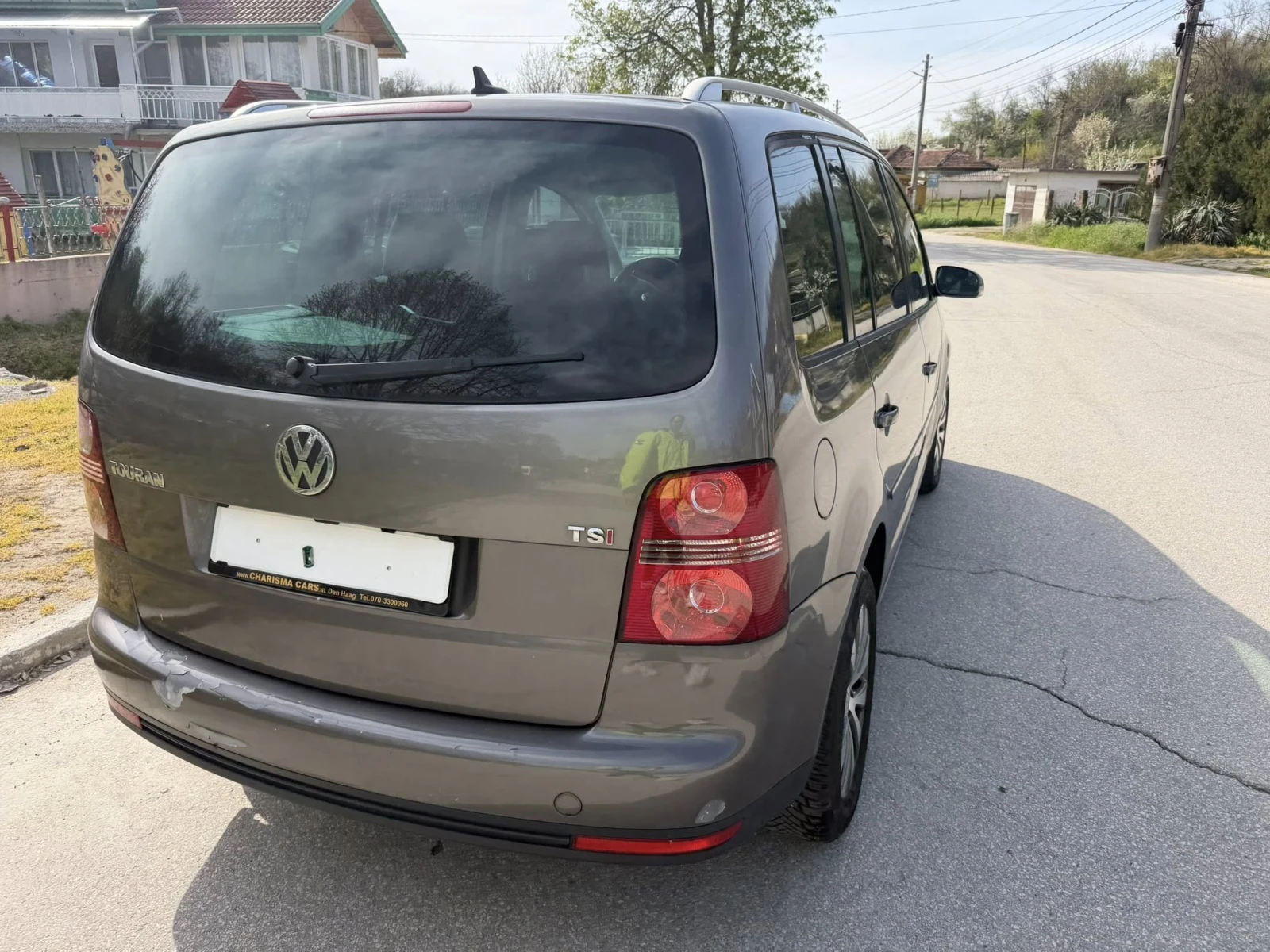 VW Touran 1.4 tsi, снимка 10 - Автомобили и джипове - 56433261