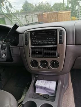 Ford Explorer На части, снимка 7