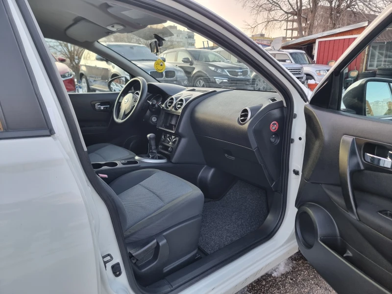 Nissan Qashqai 1.6I GAZ, снимка 15 - Автомобили и джипове - 49203810