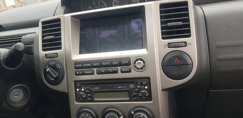 Nissan X-trail, снимка 11 - Автомобили и джипове - 53087187