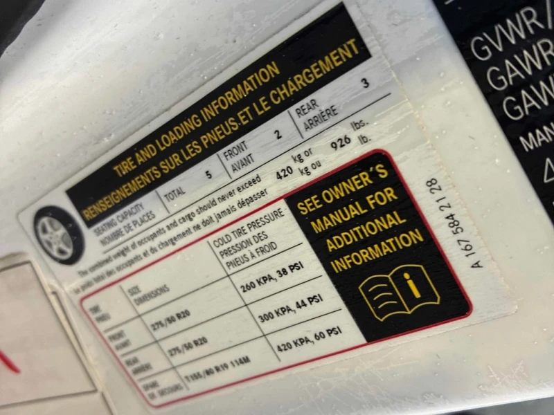 Mercedes-Benz GLE 350 * CARFAX * ОБДУХВАНЕ* ПАНОРАМА, снимка 16 - Автомобили и джипове - 53363145