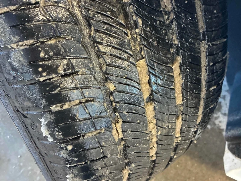 Mercedes-Benz GLE 350 * CARFAX * ОБДУХВАНЕ* ПАНОРАМА, снимка 15 - Автомобили и джипове - 53363145