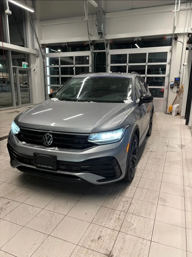 VW Tiguan R-line/4x4/Панорама/Подгрев/Камера/Без инцидент