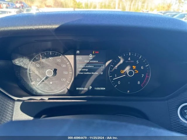 Land Rover Range Rover Velar AWD* Панорама* Навигация* Мултиволан, снимка 6 - Автомобили и джипове - 48236845