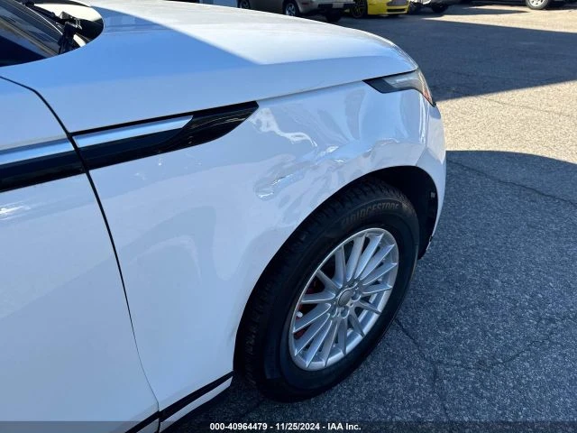 Land Rover Range Rover Velar AWD* Панорама* Навигация* Мултиволан, снимка 9 - Автомобили и джипове - 48236845