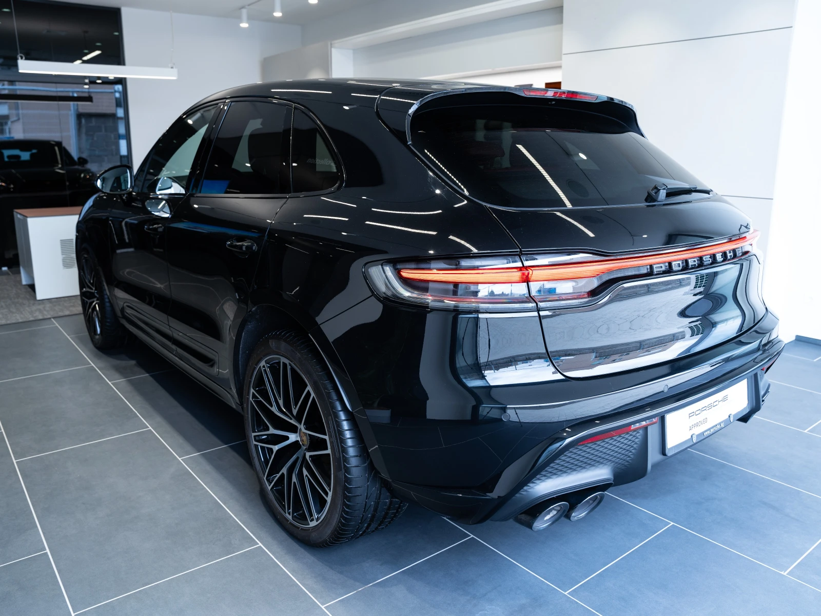 Porsche Macan Т - изображение 2
