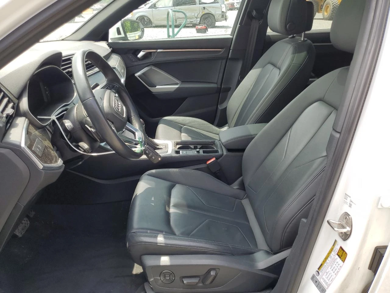 Audi Q3  PREMIUM* S-LINE* 45* ПОДГРЕВИ* ПАНОРАМА - изображение 7