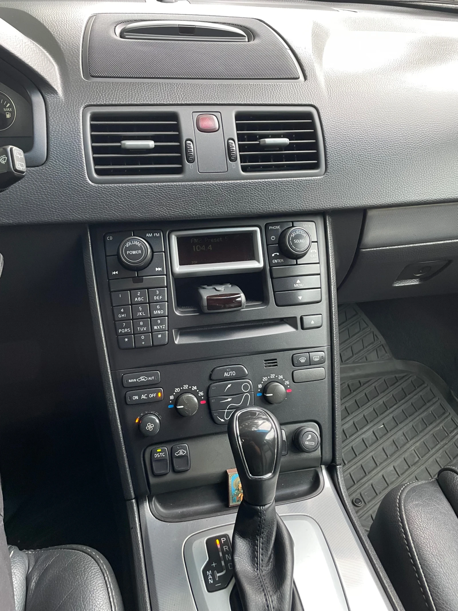 Volvo Xc90  - изображение 10