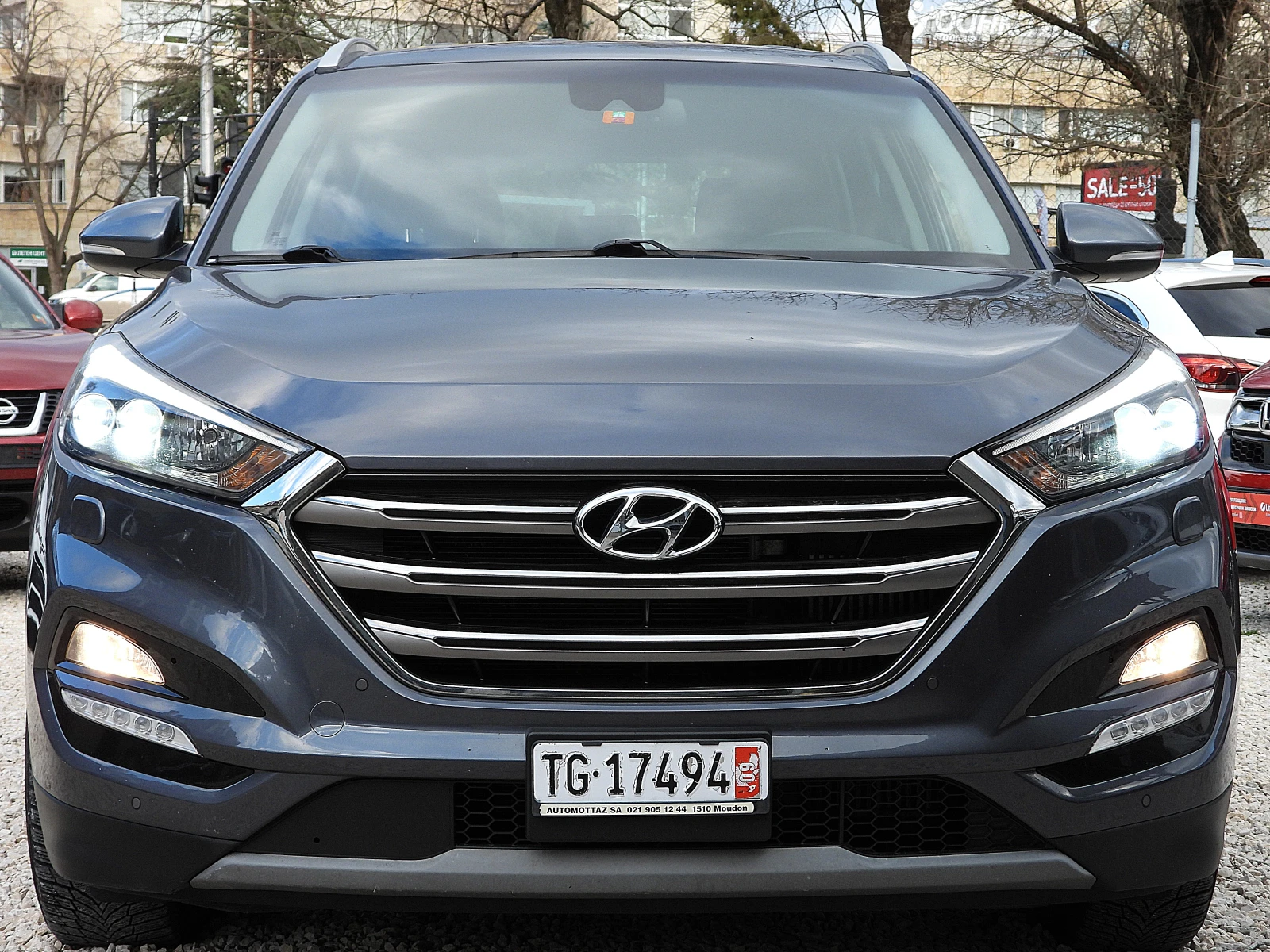 Hyundai Tucson 2.0ШВЕЙЦАРИЯ/4x4/АВТОМАТИК/КАМЕРА/НАВИ - изображение 2